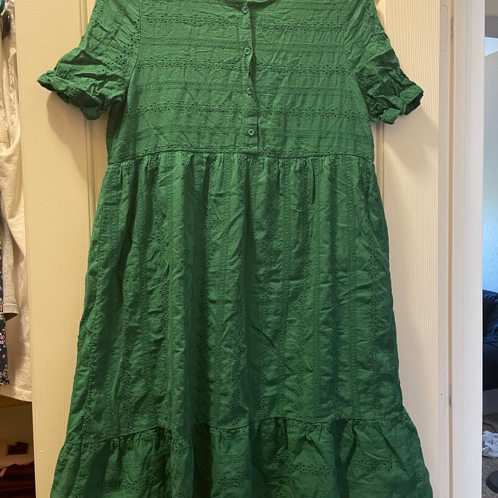 Adorable green dress